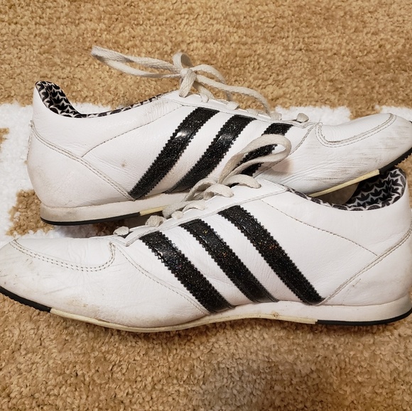 Women ADIDAS Shoes GOOD CONDITION - Picture 4 of 6